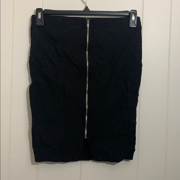 Pencil skirt - Picture 2 of 2